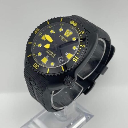 ZODIAC OCEANAIRE Limited Edition. SWISS MADE AUTOMATIC MOVEMENT.